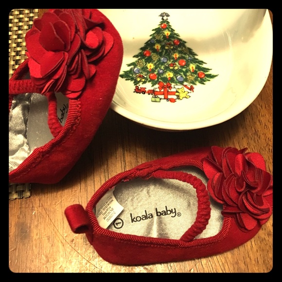 Size 1 Mary Janes - Picture 1 of 4